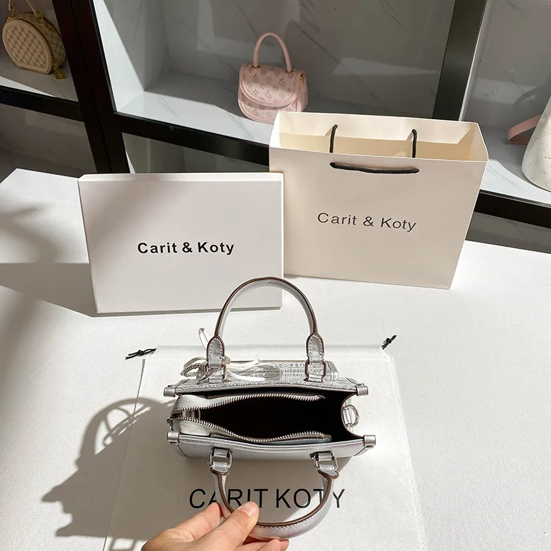 Luxury Handbag Designer Free S - Luxury Bags Direct recension och pris