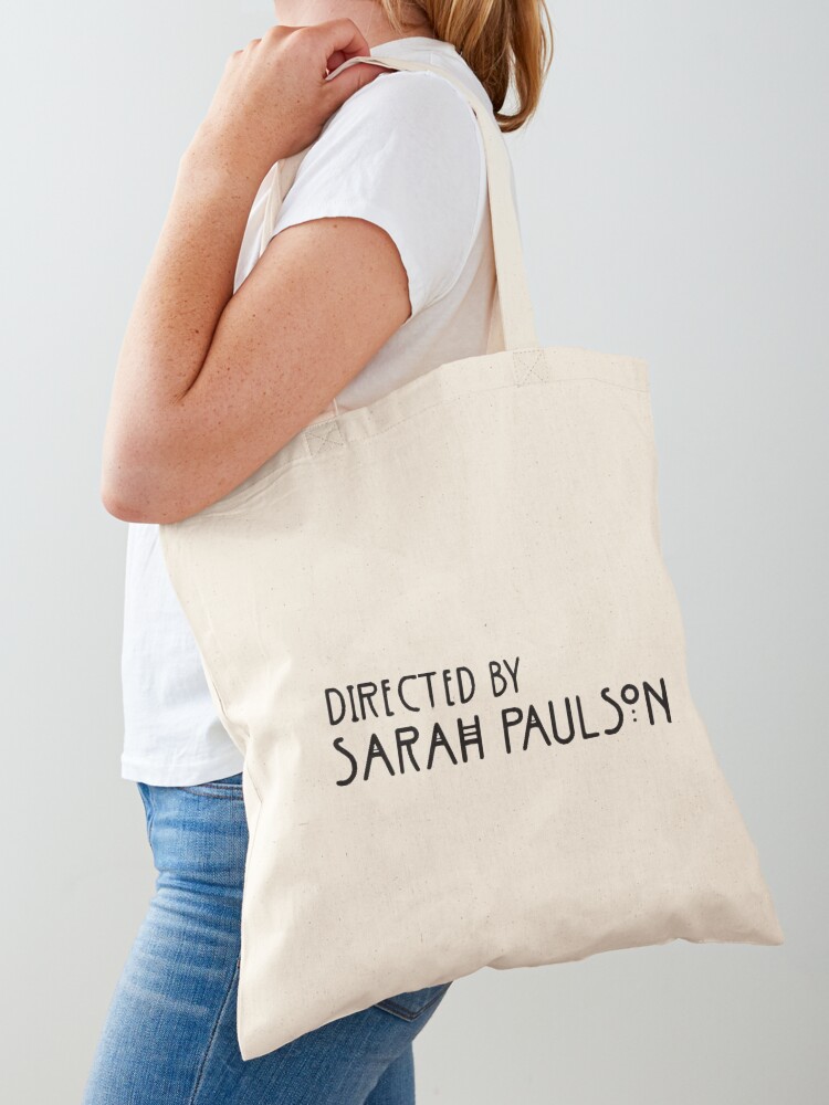 Directed by Sarah Paulson. Tot - Luxury Bags Direct recension och pris