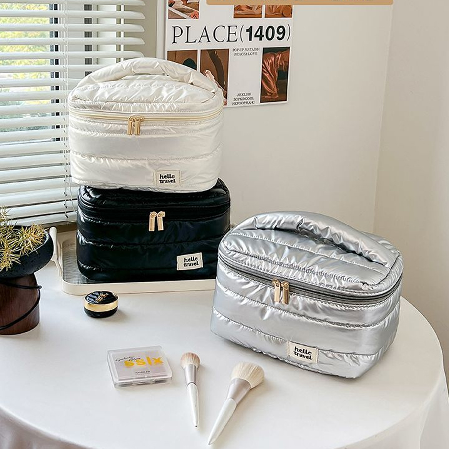 Luxury Large Capacity Makeup B - Luxury Quilted Bags recension och pris