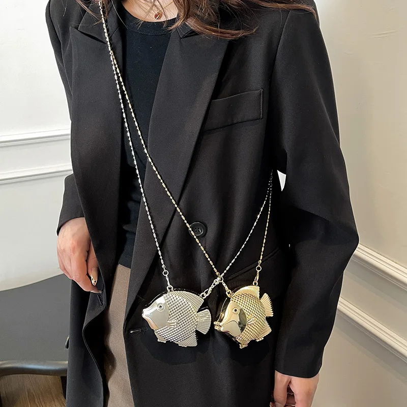 Cute Little Fish Shape Metal M - Mini Bag Evening Clutch recension och pris