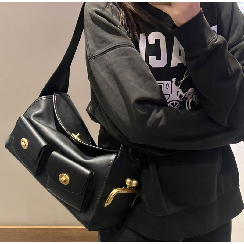 Retro Luxury Shoulder Bag Bran - Luxury Quilted Bags recension och pris