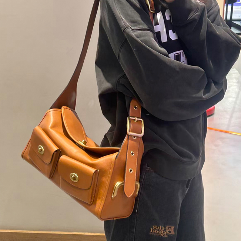 Retro Luxury Shoulder Bag Bran - Luxury Quilted Bags recension och pris